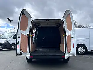 Used 2022 Ford Transit Custom Trend White - Interior and Exterior details 16