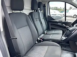 Used 2022 Ford Transit Custom Trend White - Interior and Exterior details 9