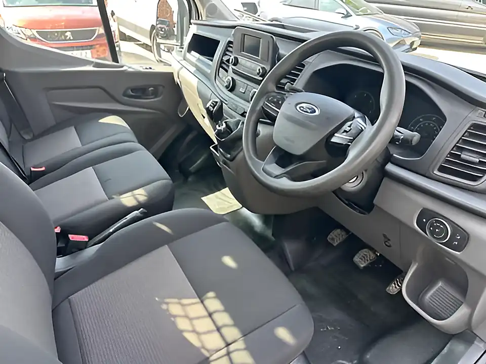 Used 2022 Ford Transit Leader 14FT Dropside White - Interior and Exterior details 3