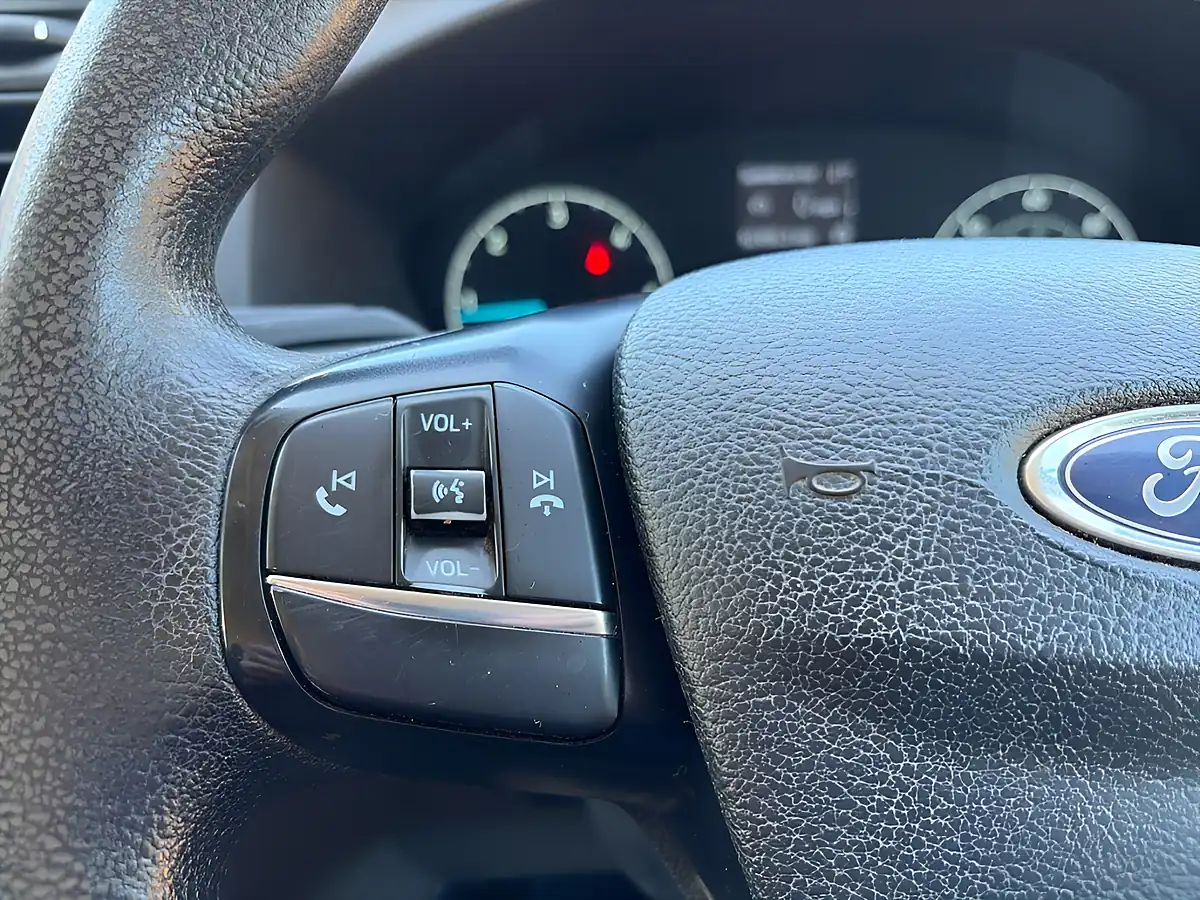 Used 2022 Ford Transit Leader Frozen White - Interior and Exterior details 17