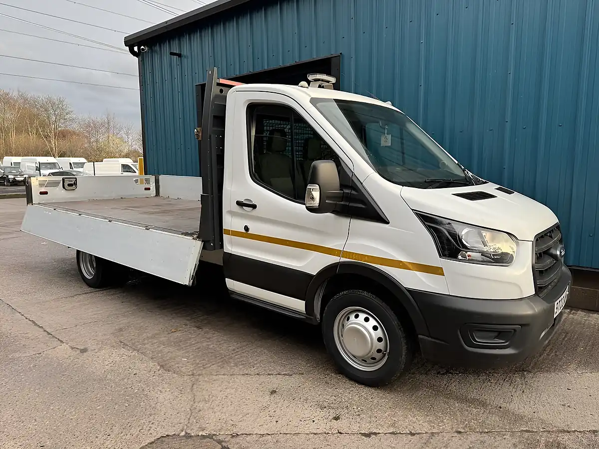 Used 2022 Ford Transit Leader Frozen White - Front View