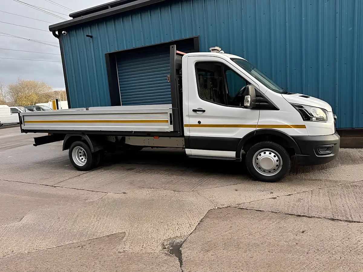 Used 2022 Ford Transit Leader Frozen White - Interior and Exterior details 6