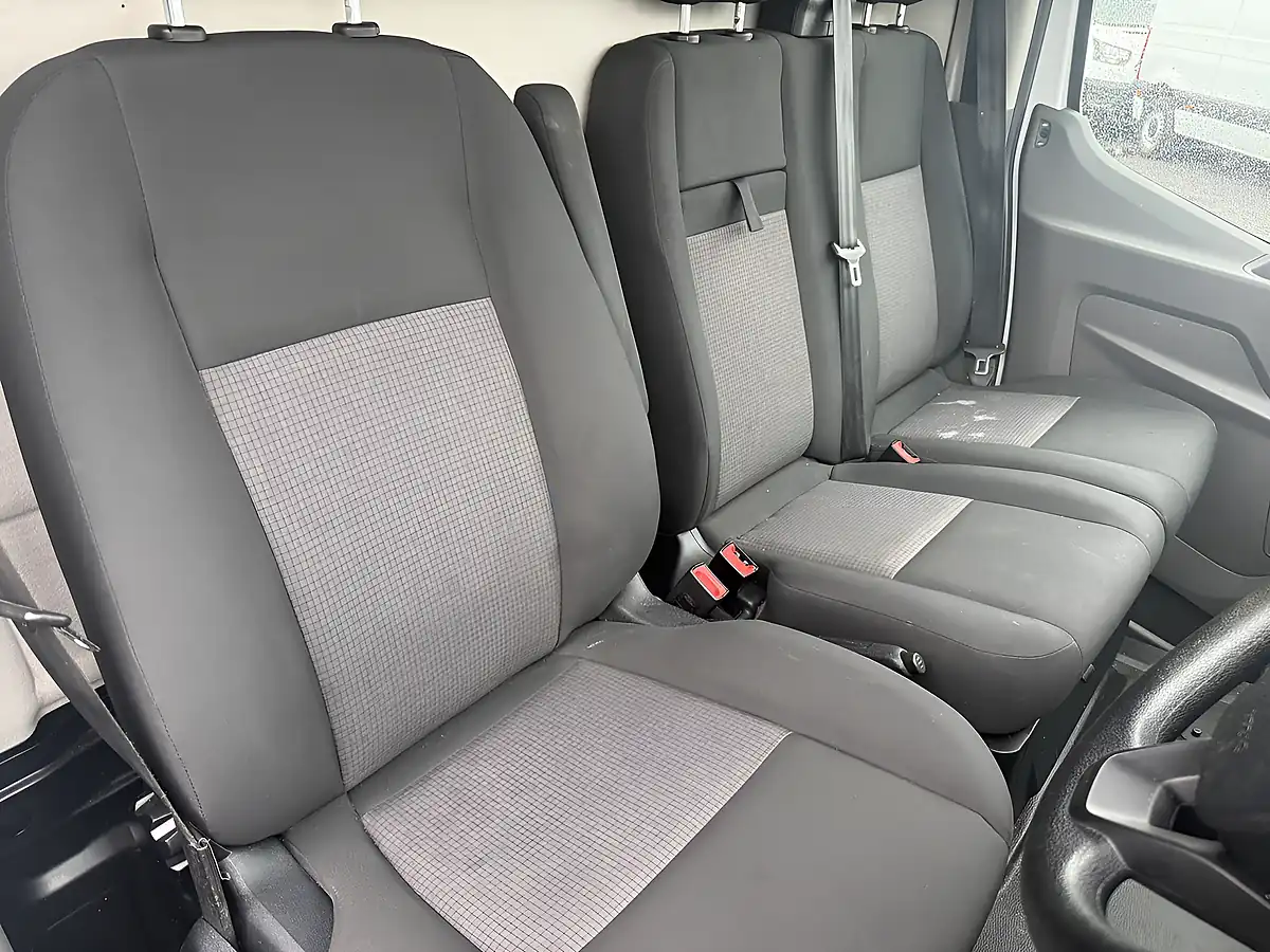 Used 2022 Ford Transit Leader Frozen White - Interior and Exterior details 7