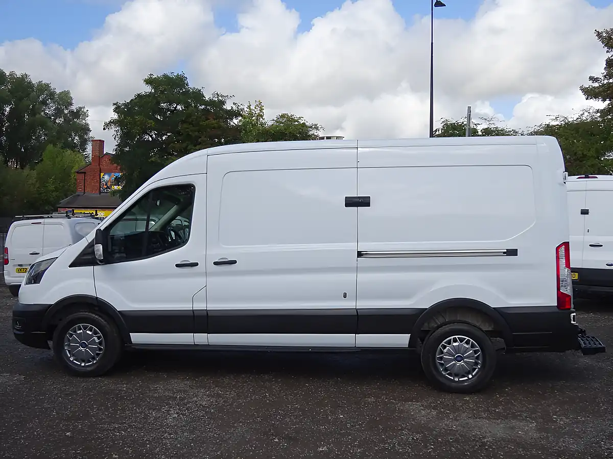 Used 2022 Ford Transit Leader L3 H2 (lwb) 350 White - Interior and Exterior details 9
