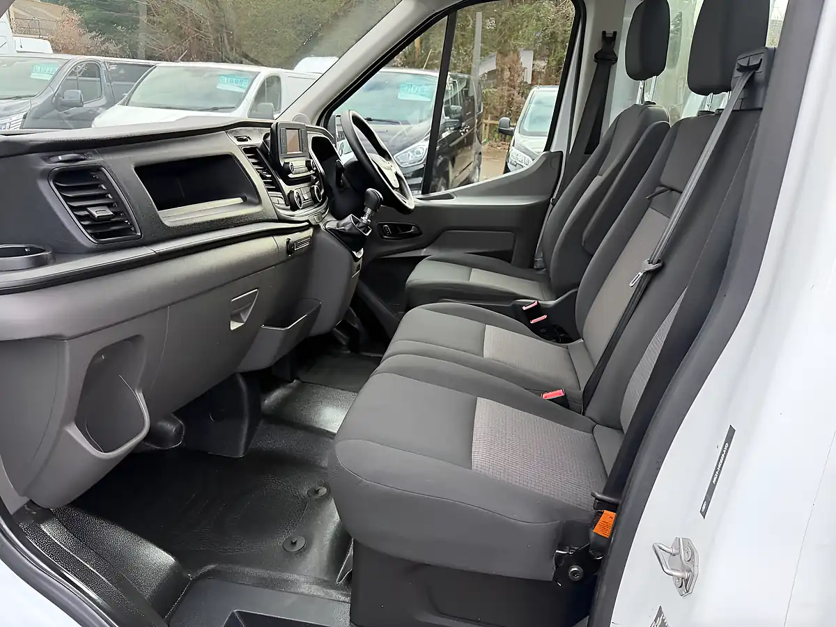 Used 2022 Ford Transit Leader Tipper White - Interior and Exterior details 10