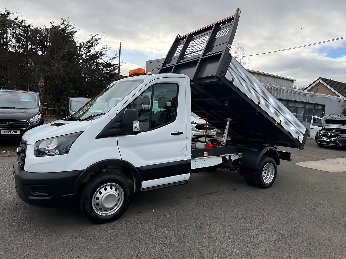 Used 2022 Ford Transit Leader Tipper White - Interior and Exterior details 16