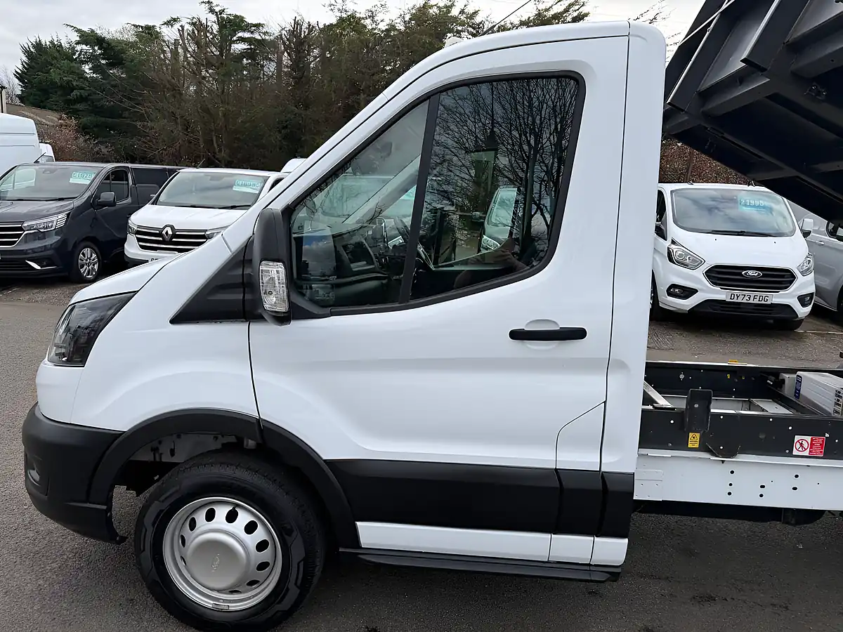 Used 2022 Ford Transit Leader Tipper White - Interior and Exterior details 18