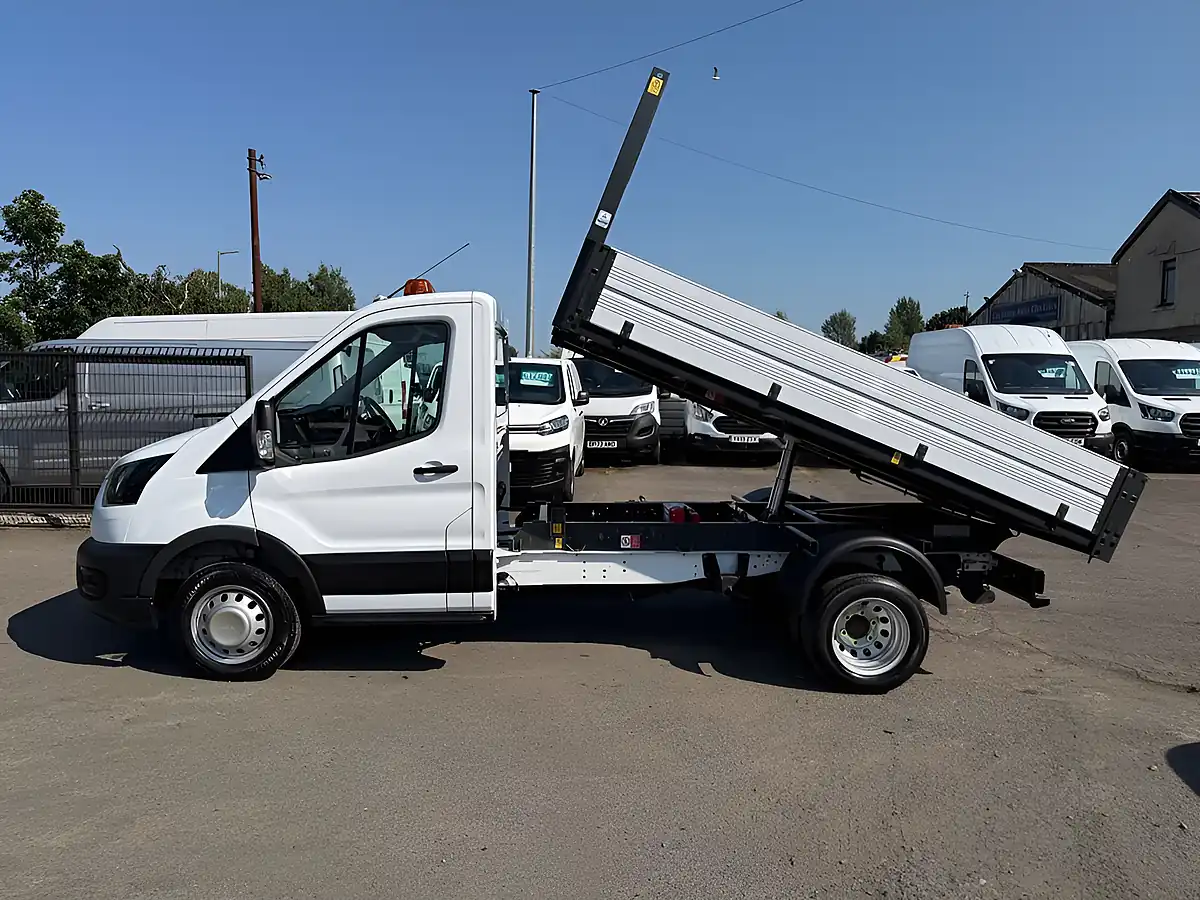 Used 2022 Ford Transit Leader Tipper White - Interior and Exterior details 4