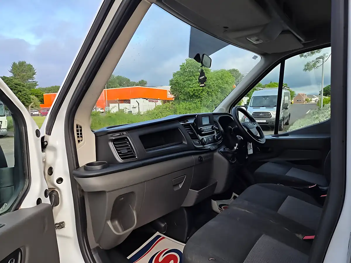 Used 2022 Ford Transit Leader White - Interior and Exterior details 8