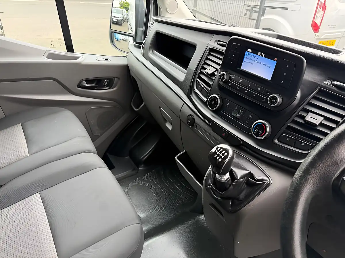 Used 2022 Ford Transit Leader White - Interior and Exterior details 7