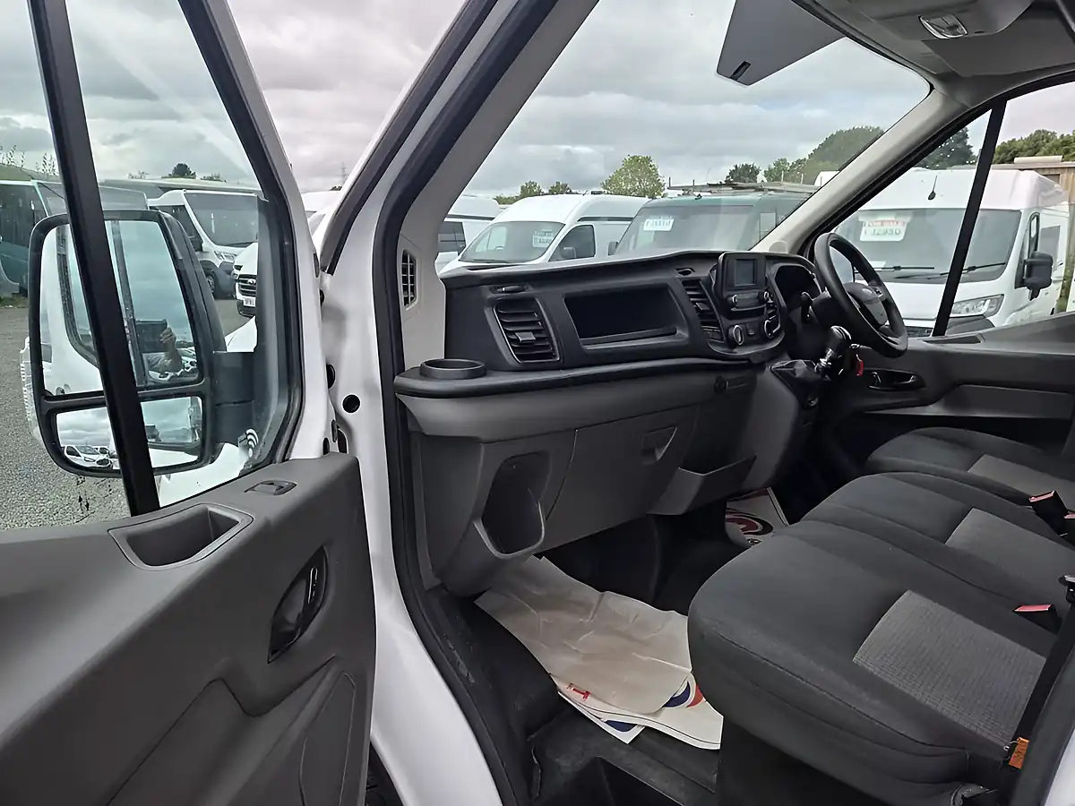 Used 2022 Ford Transit Leader White - Interior and Exterior details 7