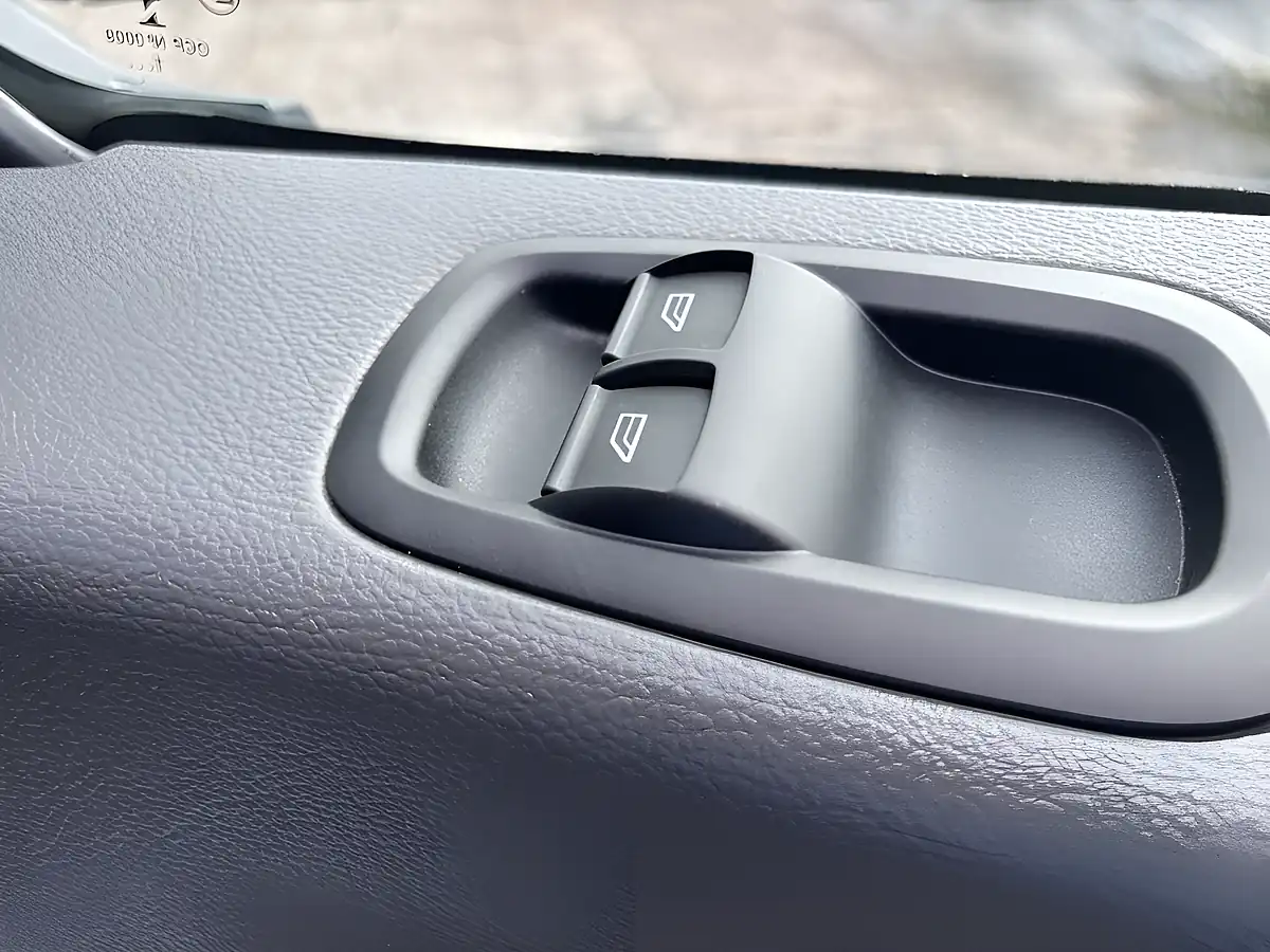 Used 2022 Ford Transit Leader White - Interior and Exterior details 12