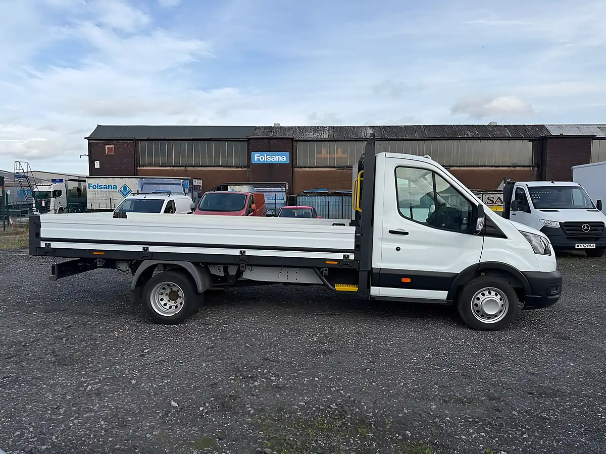 Used 2022 Ford Transit Leader White - Interior and Exterior details 9
