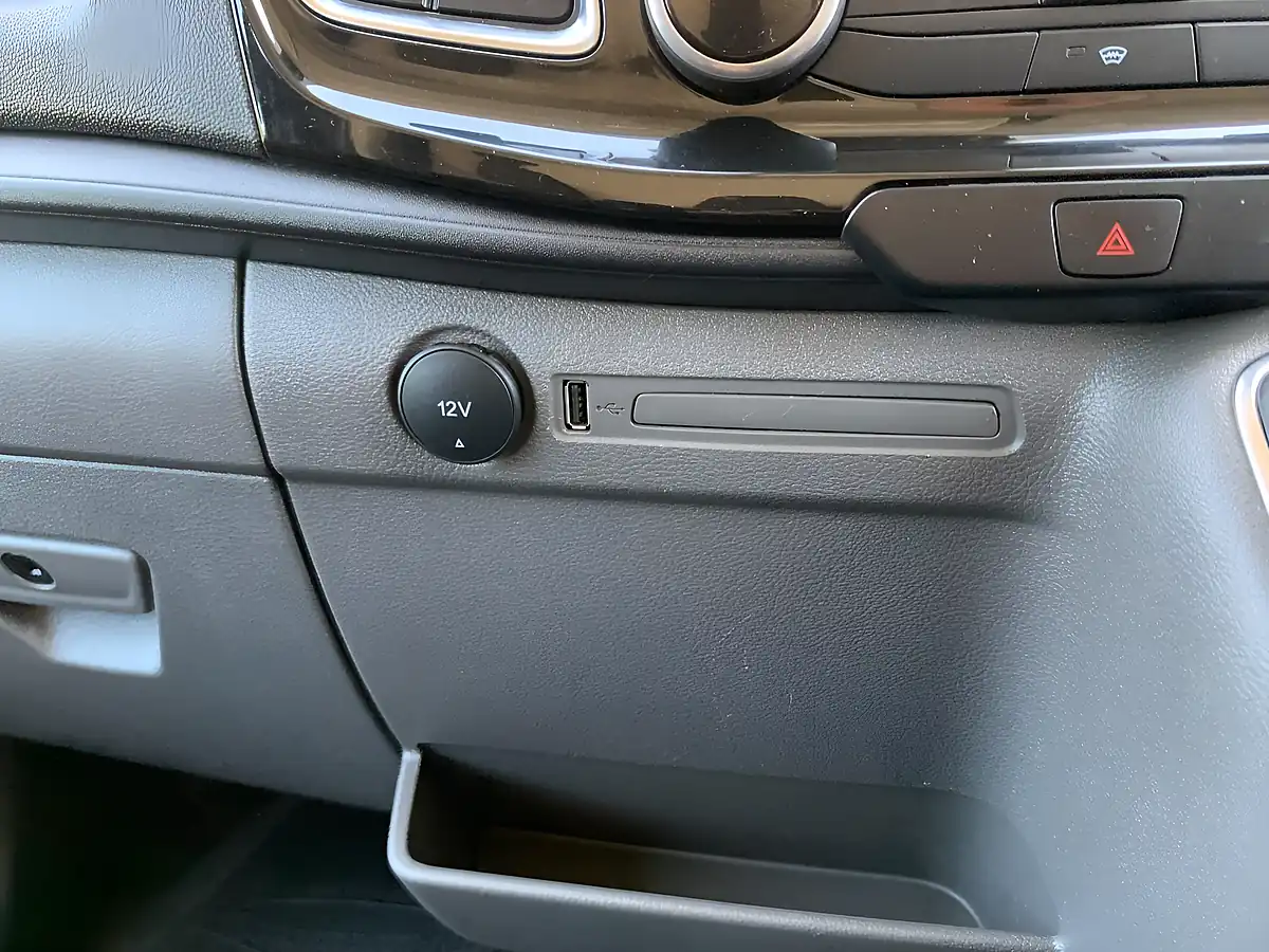 Used 2022 Ford Transit Limited Blue - Interior and Exterior details 16