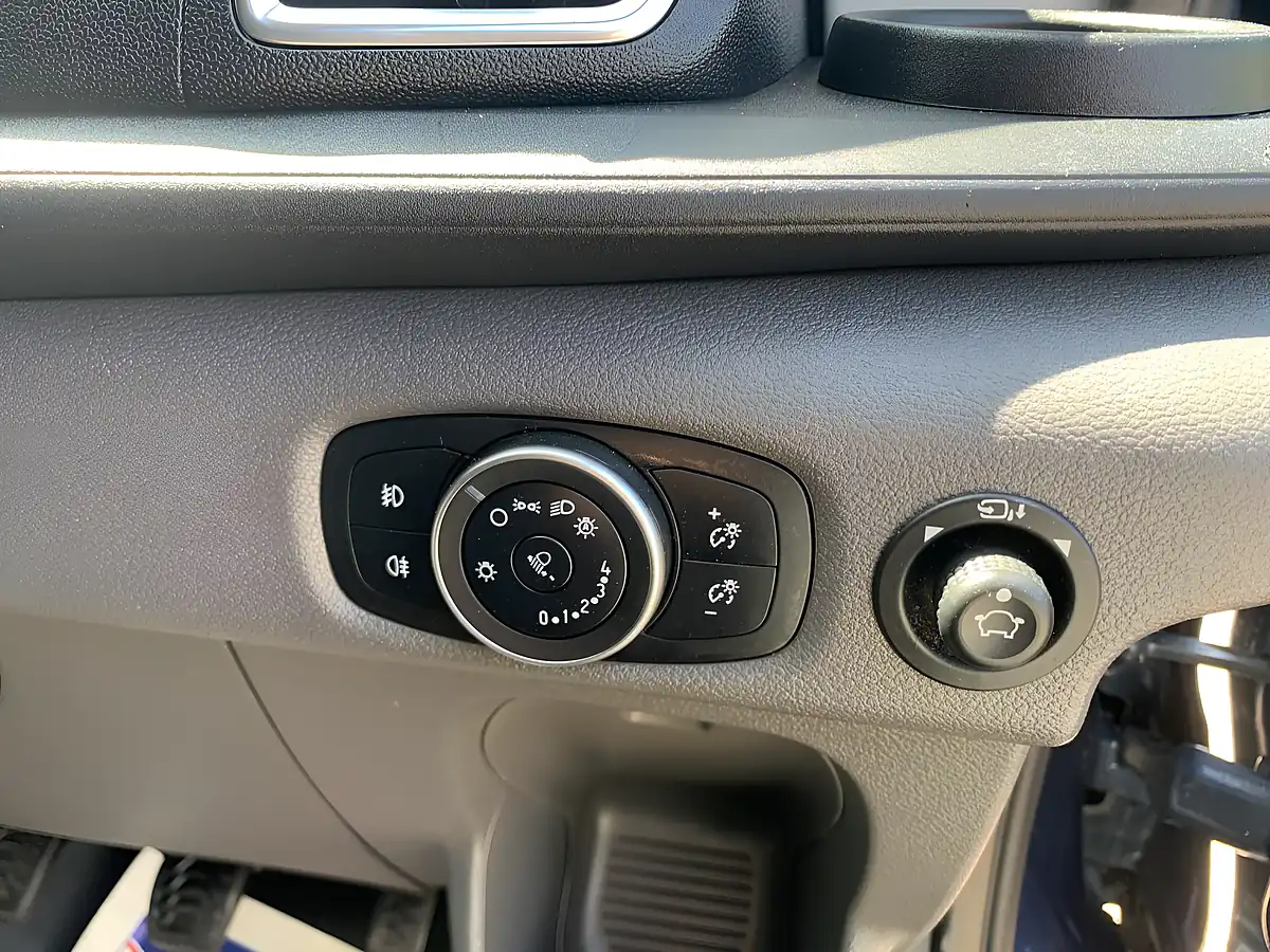 Used 2022 Ford Transit Limited Blue - Interior and Exterior details 20