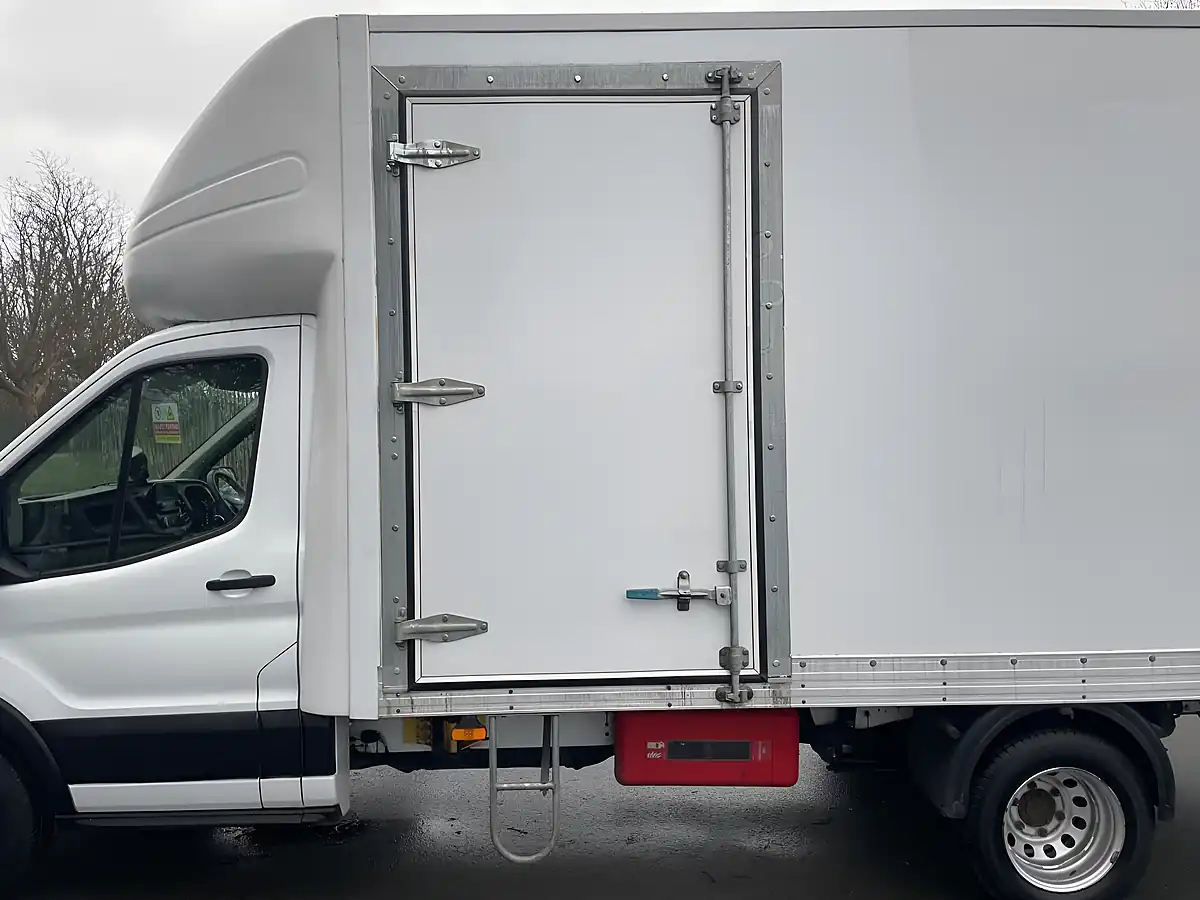 Used 2022 Ford Transit T350 Leader 14FT Luton With Tailift White - Interior and Exterior details 11