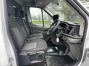 Used 2022 Ford Transit T350 Leader 14FT Luton With Tailift White - Interior and Exterior details 5