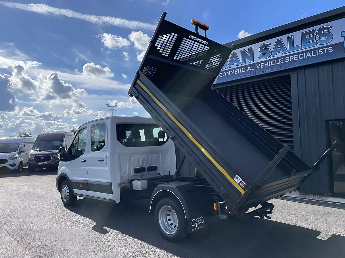 Used 2022 Ford Transit T350 Leader Double Cab Tipper White - Interior and Exterior details 3