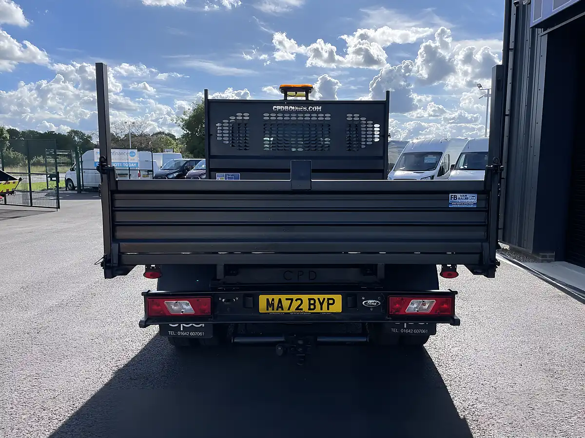 Used 2022 Ford Transit T350 Leader Double Cab Tipper White - Interior and Exterior details 9