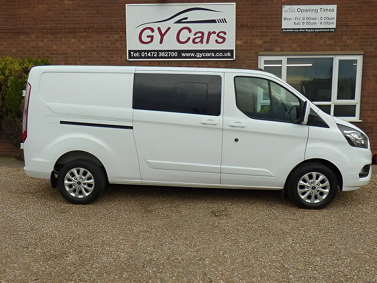 Used 2022 Ford Transit Transit Custom Limited White - Interior and Exterior details 2