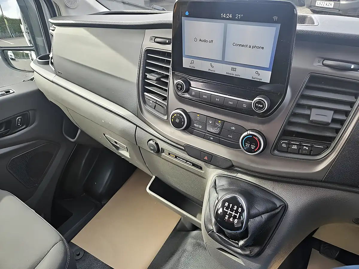 Used 2022 Ford Transit Trend Frozen White - Interior and Exterior details 11