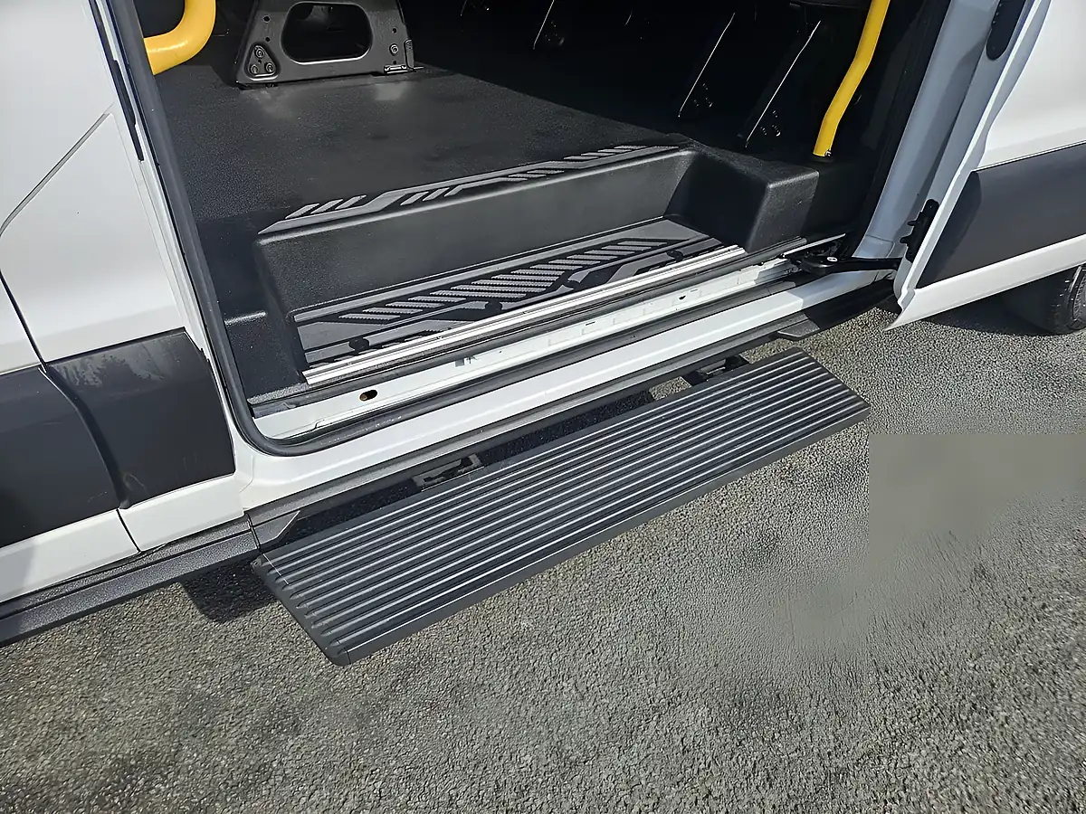 Used 2022 Ford Transit Trend Frozen White - Interior and Exterior details 12
