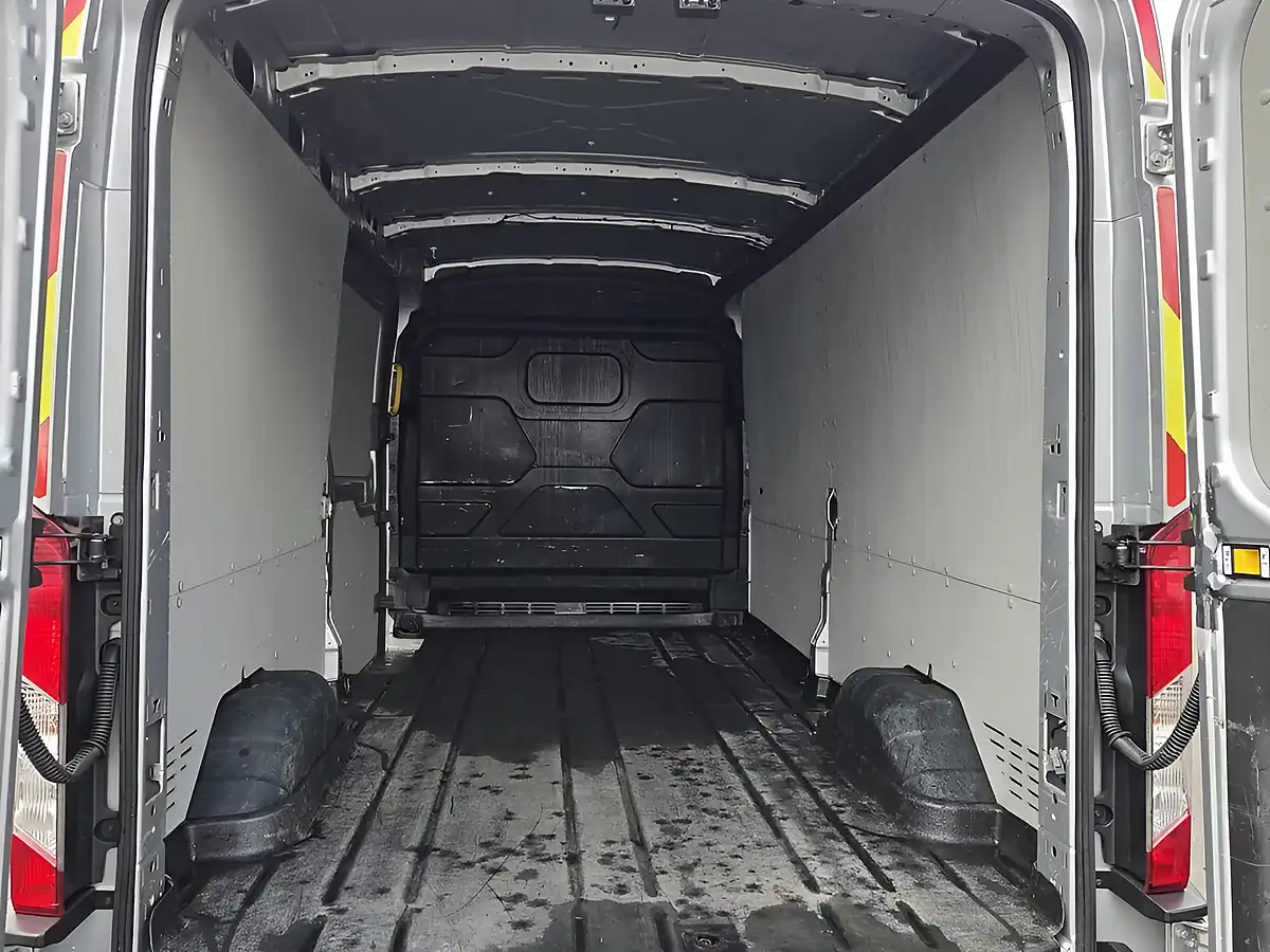 Used 2022 Ford Transit Trend Lwb Silver - Interior and Exterior details 6