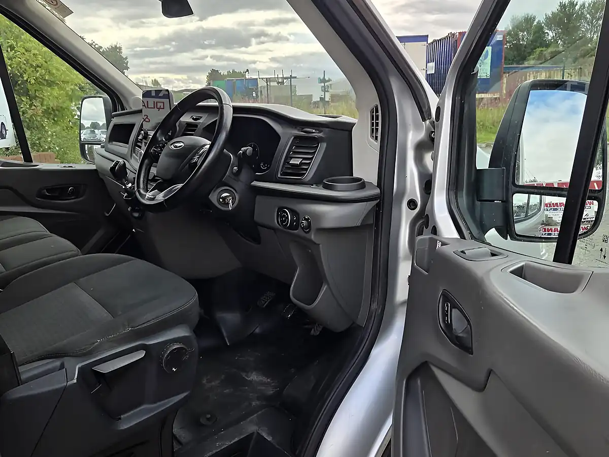Used 2022 Ford Transit Trend Lwb Silver - Interior and Exterior details 8
