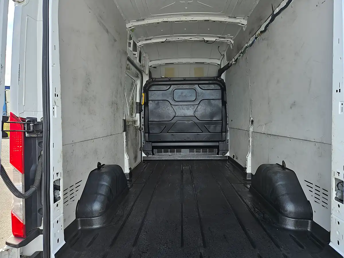 Used 2022 Ford Transit Trend Lwb White - Interior and Exterior details 9