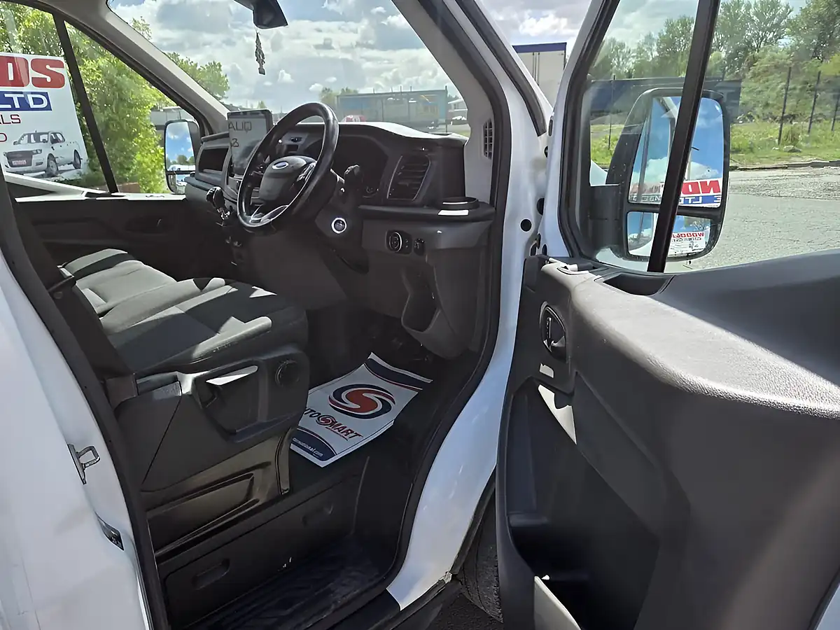 Used 2022 Ford Transit Trend White - Interior and Exterior details 9