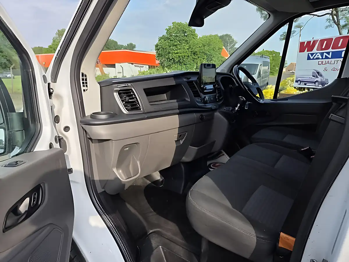 Used 2022 Ford Transit Trend White - Interior and Exterior details 7
