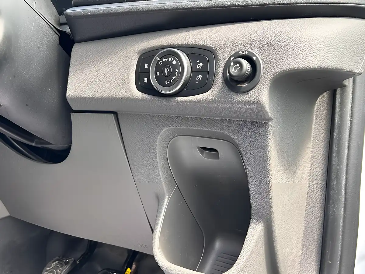 Used 2022 Ford Transit Trend White - Interior and Exterior details 17