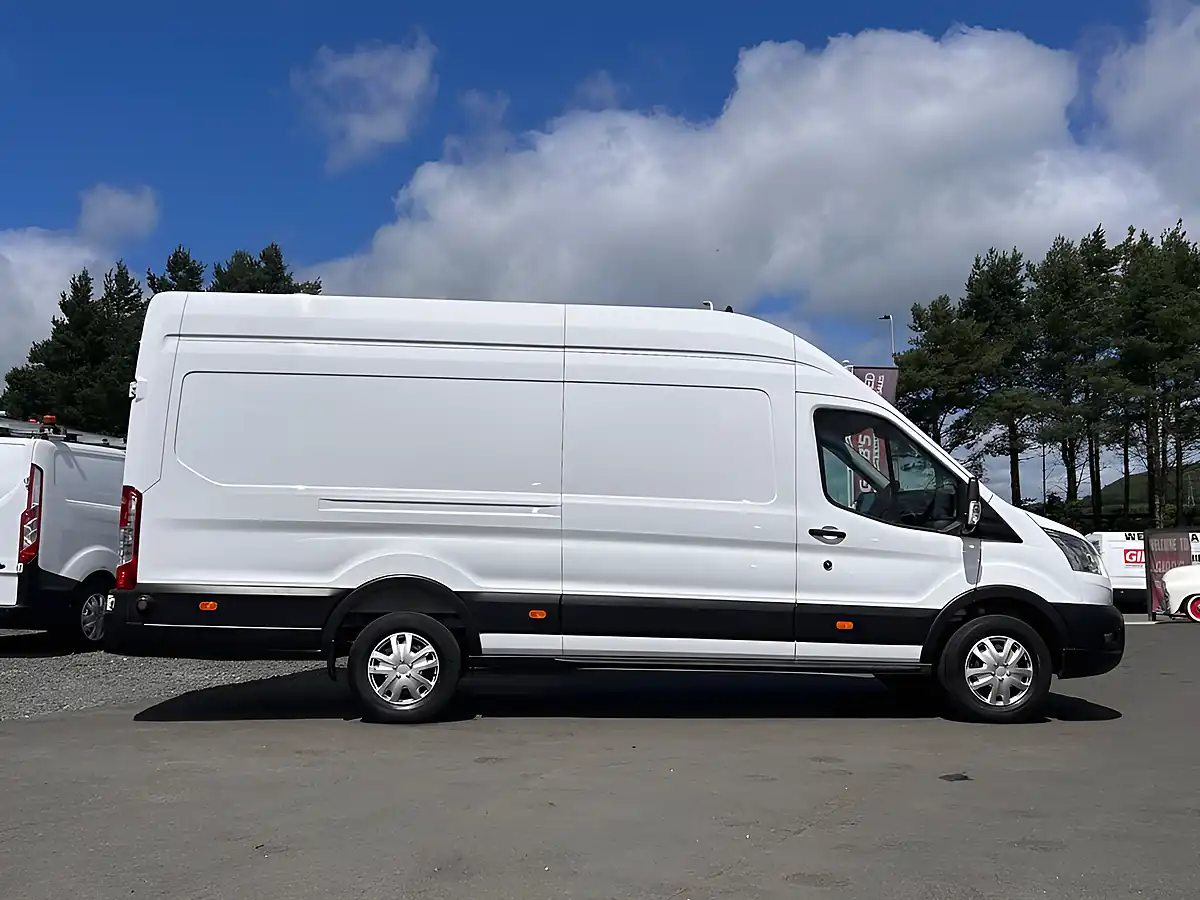 Used 2022 Ford Transit Trend White - Interior and Exterior details 2