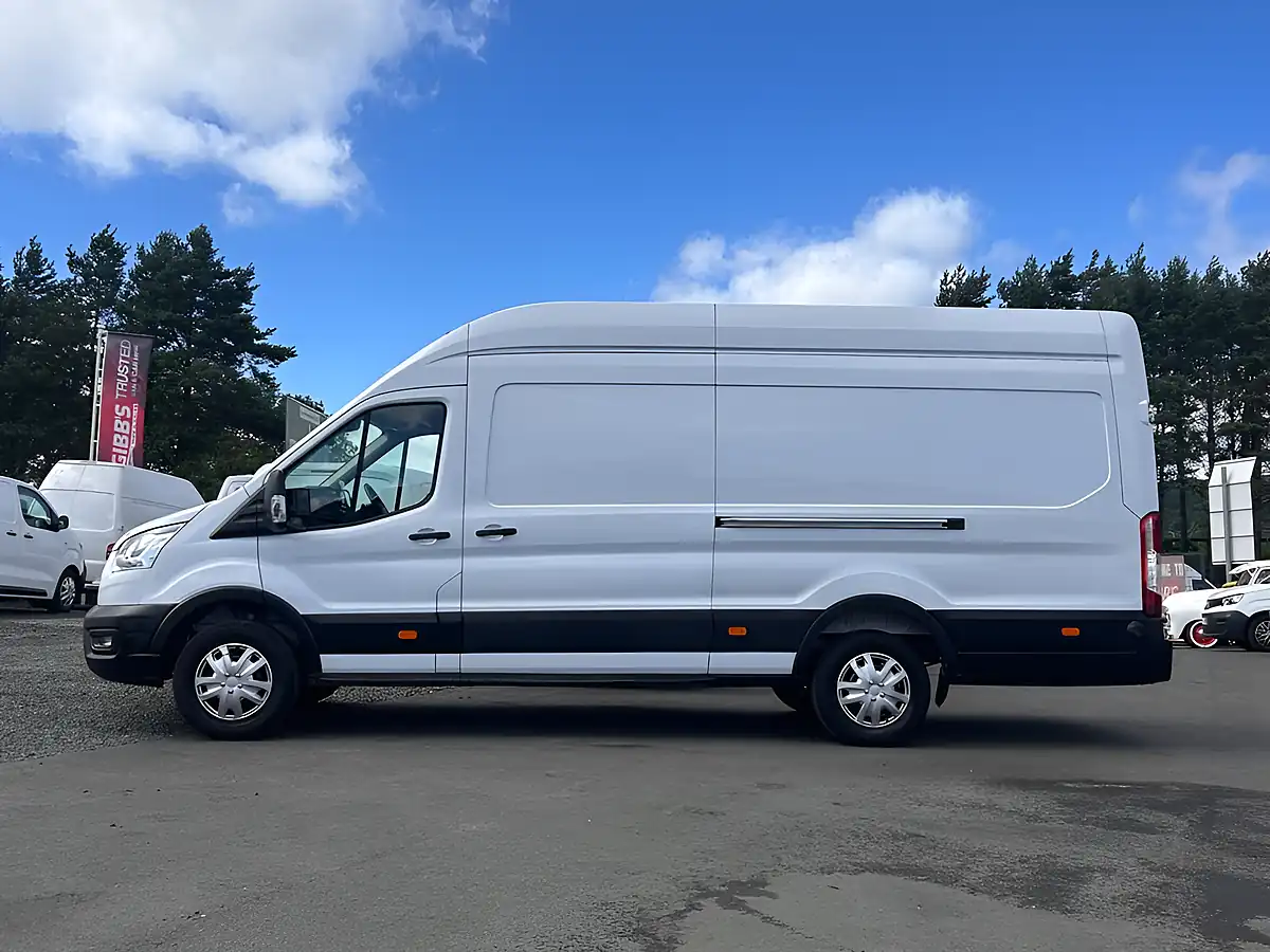 Used 2022 Ford Transit Trend White - Interior and Exterior details 7