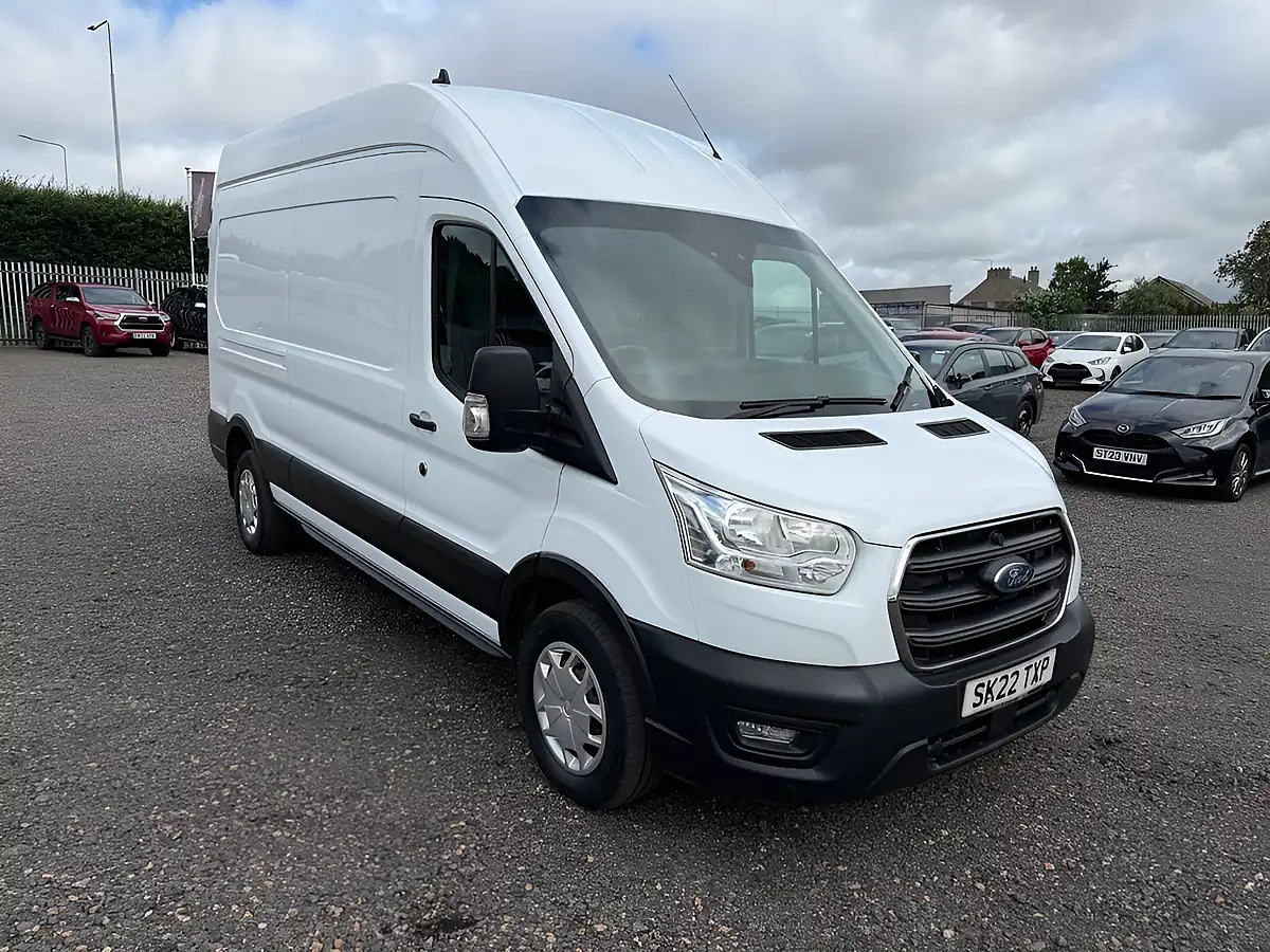 Used 2022 Ford Transit Trend White - Front View