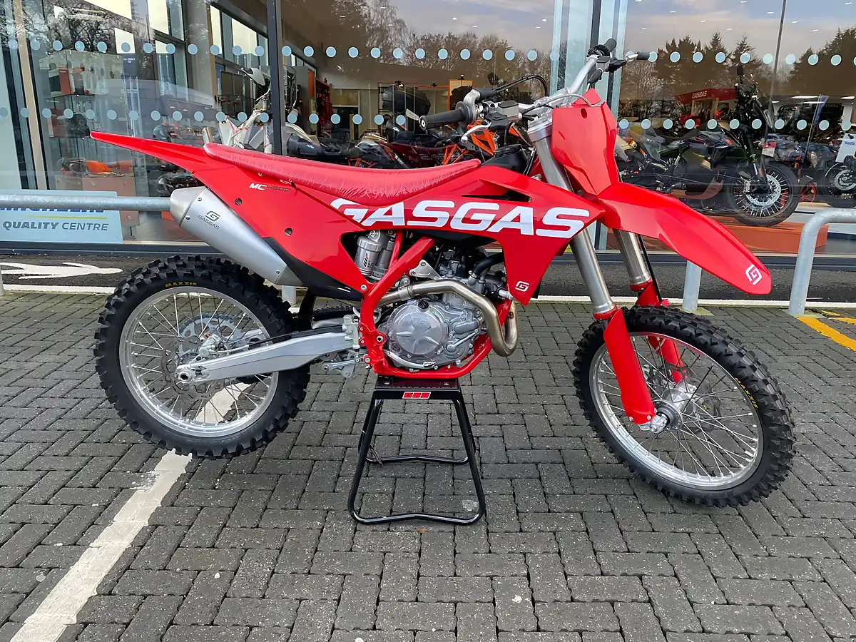 Used 2022 Gasgas MC450F Red - Interior and Exterior details 7