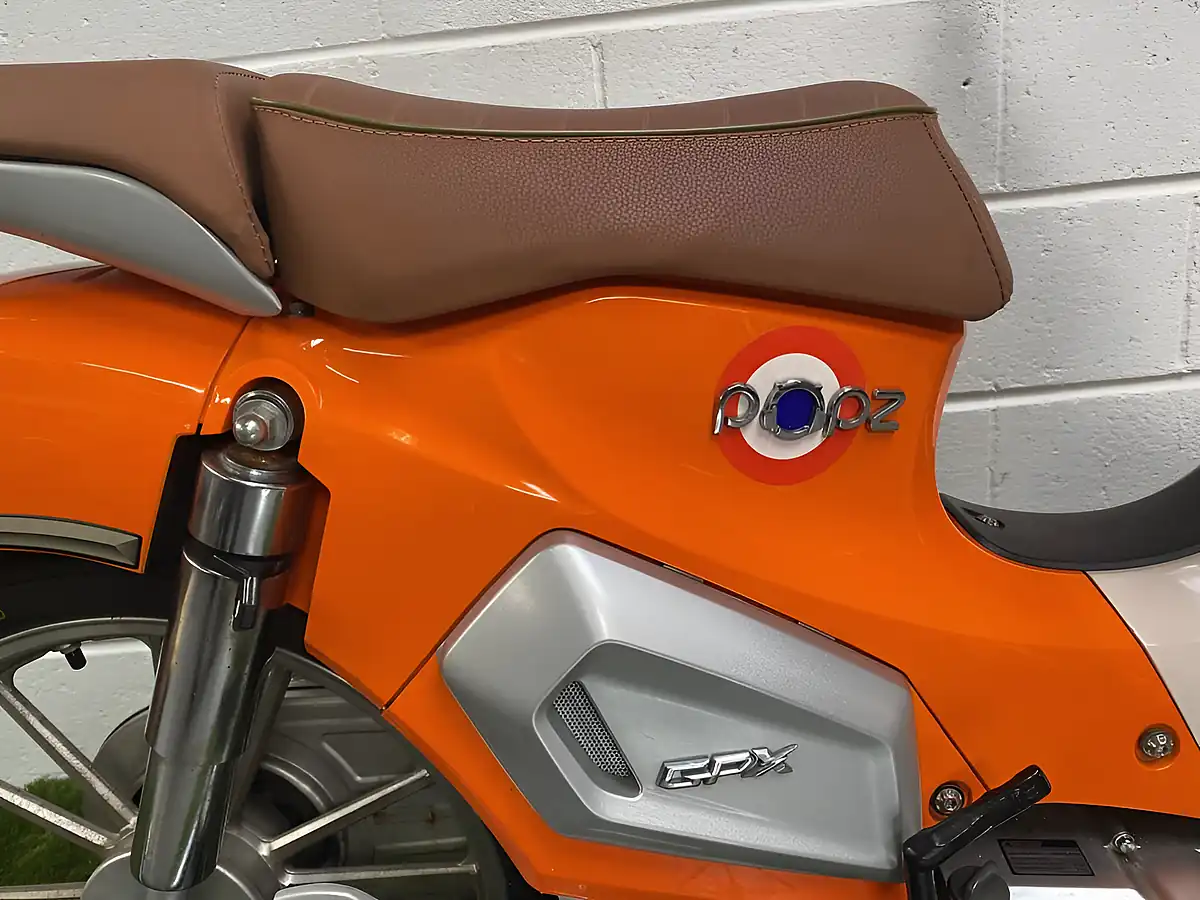 Used 2022 Gpx Popz 110 Orange - Interior and Exterior details 17