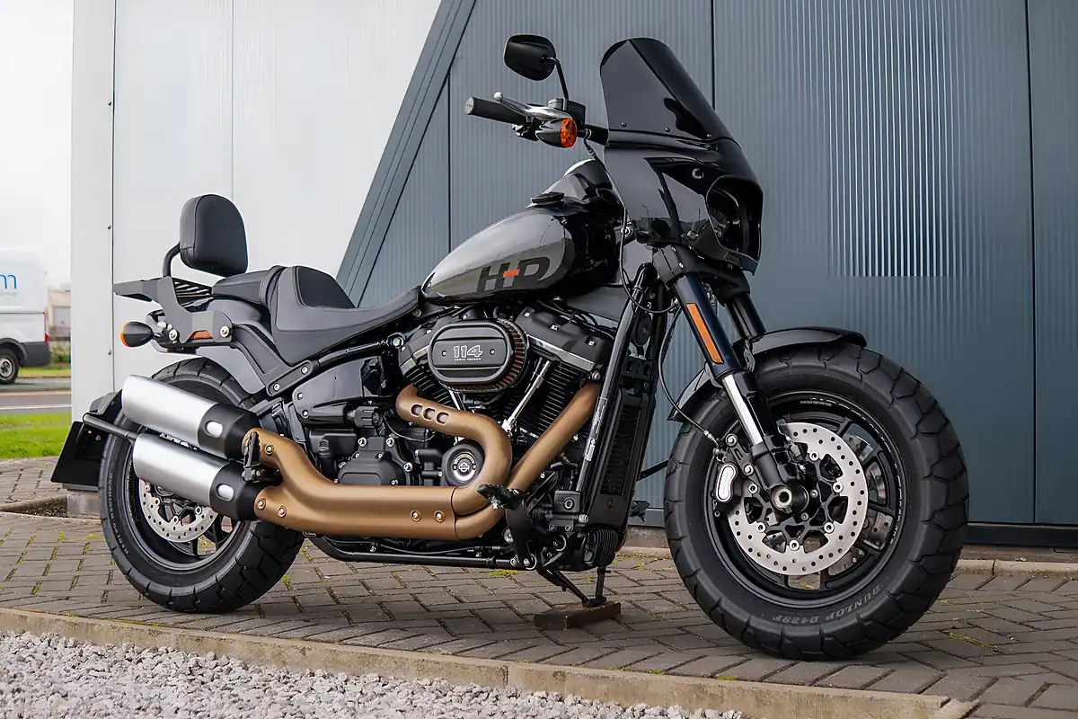 Used 2022 Harley-Davidson Fat Bob Vivid Black - Front View