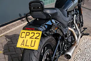 Used 2022 Harley-Davidson Fat Bob Vivid Black - Interior and Exterior details 14