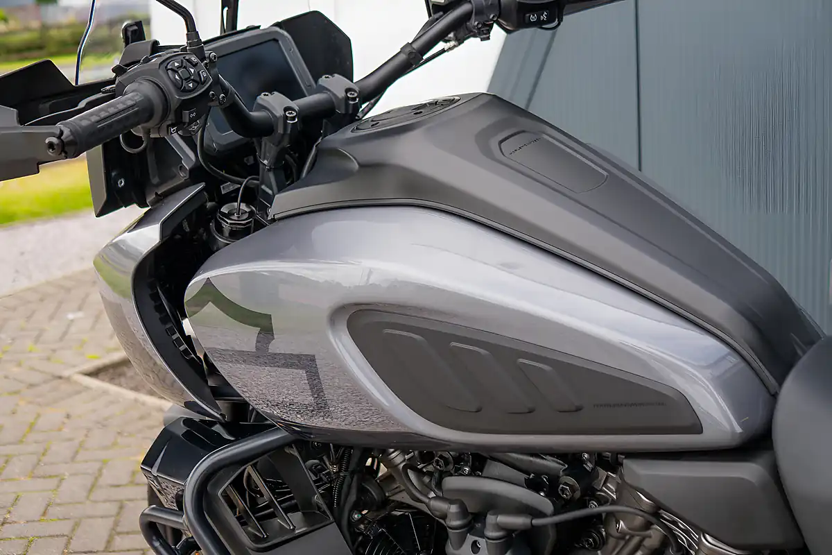 Used 2022 Harley-Davidson Pan America 1250 Special Gauntlet Grey Metallic - Interior and Exterior details 18