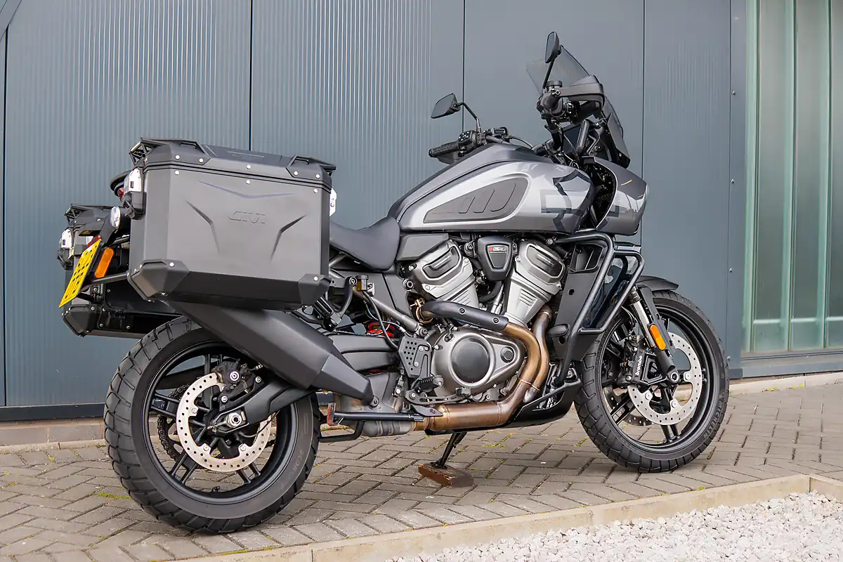 Used 2022 Harley-Davidson Pan America 1250 Special Gauntlet Grey Metallic - Interior and Exterior details 5