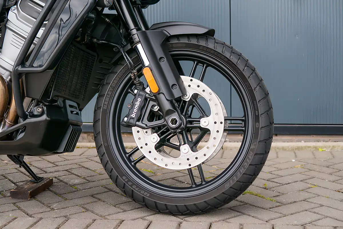 Used 2022 Harley-Davidson Pan America 1250 Special Gauntlet Grey Metallic - Interior and Exterior details 7