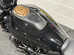 Used 2022 Harley-Davidson Sportster Black - Interior and Exterior details 17