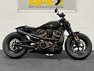 Used 2022 Harley-Davidson Sportster Black - Interior and Exterior details 2