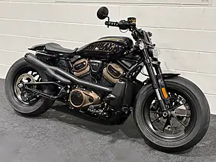 Used 2022 Harley-Davidson Sportster Black - Interior and Exterior details 3