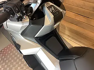 Used 2022 Honda Adv 350 Silver - Interior and Exterior details 16