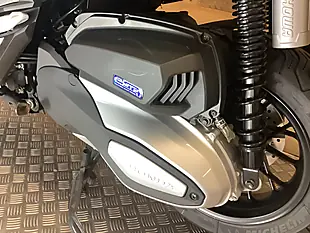 Used 2022 Honda Adv 350 Silver - Interior and Exterior details 18