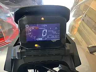 Used 2022 Honda Adv 350 Silver - Interior and Exterior details 7