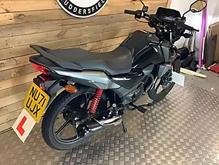 Used 2022 Honda Cb Black - Interior and Exterior details 4