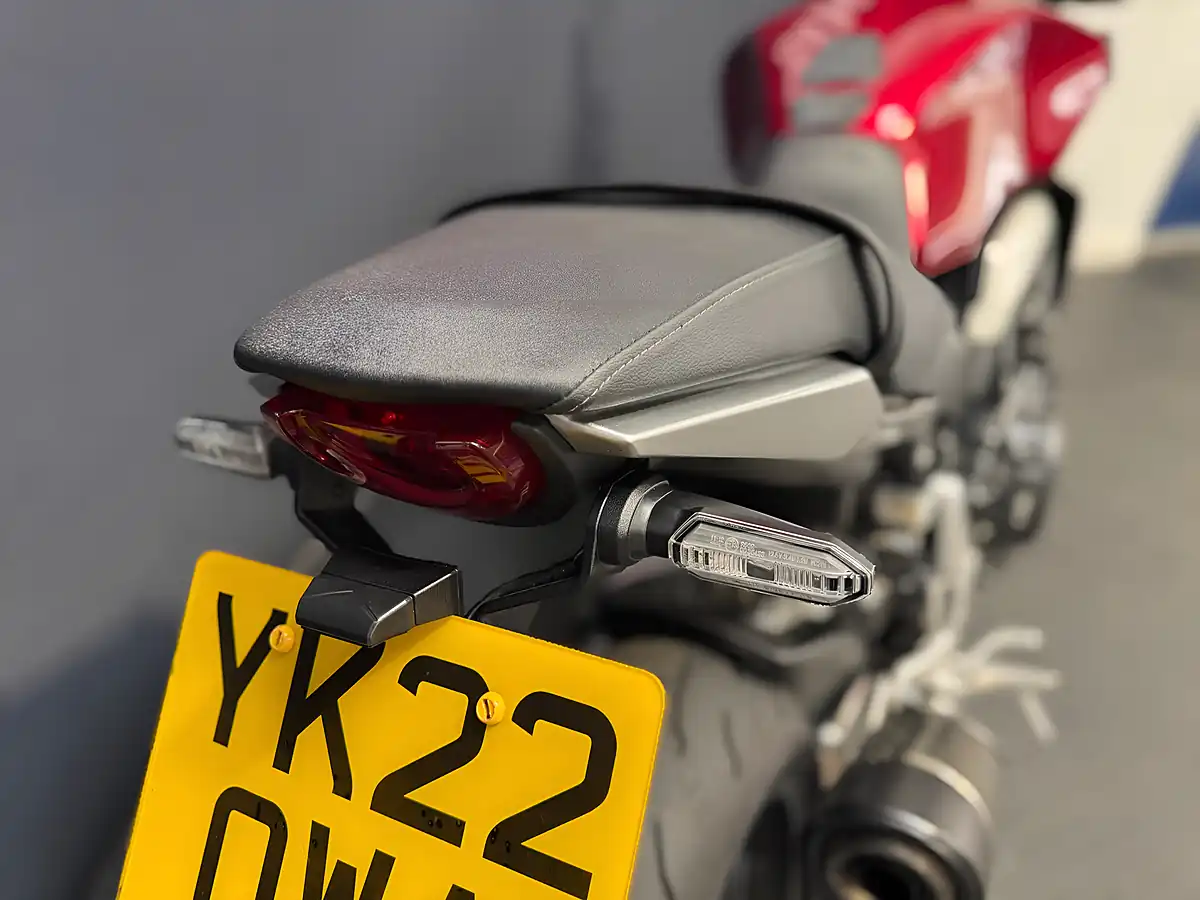 Used 2022 Honda CB1000R - Interior and Exterior details 12